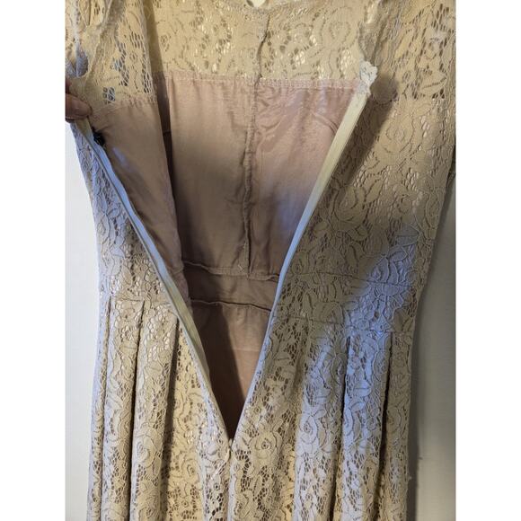 Lace Floral Dress Beige Knee Length Size S Lined Stretch Short Sleeve Romantic - Picture 8 of 11
